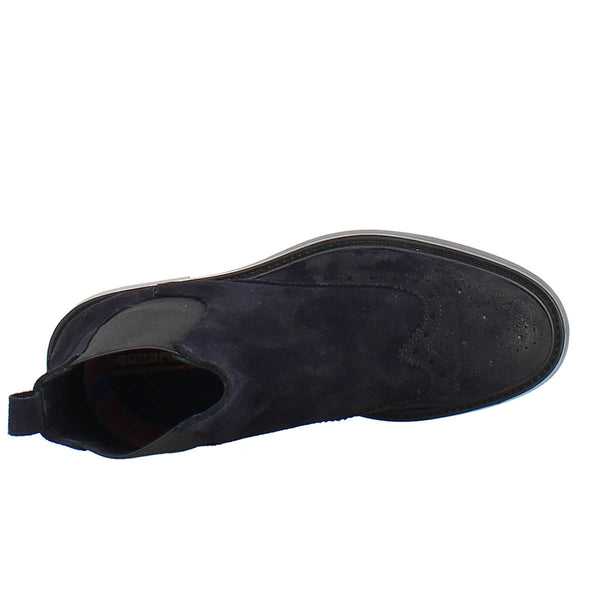 Chelsea boot in blue suede with rubber sole